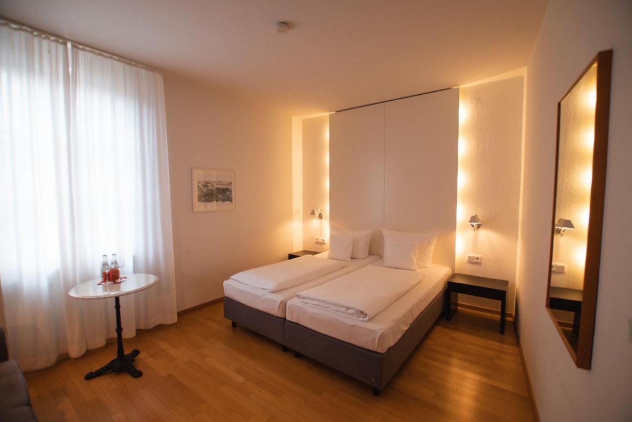 Hotel Am Main Veitshochheim Ngoại thất bức ảnh
