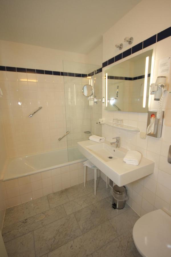 Hotel Am Main Veitshochheim Ngoại thất bức ảnh