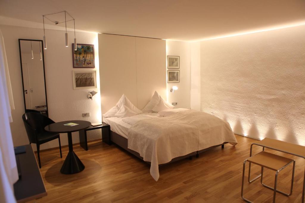 Hotel Am Main Veitshochheim Phòng bức ảnh